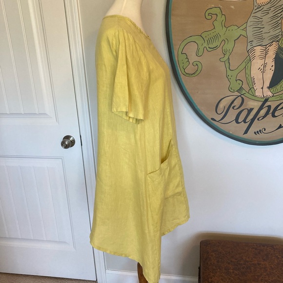 Lemon colored linen asymmetrical tunic top - Picture 3 of 6